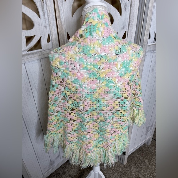 Vintage Hand Knitted Shawl Wrap Scarf Fringed Boho Pastel Colors - Picture 2 of 2